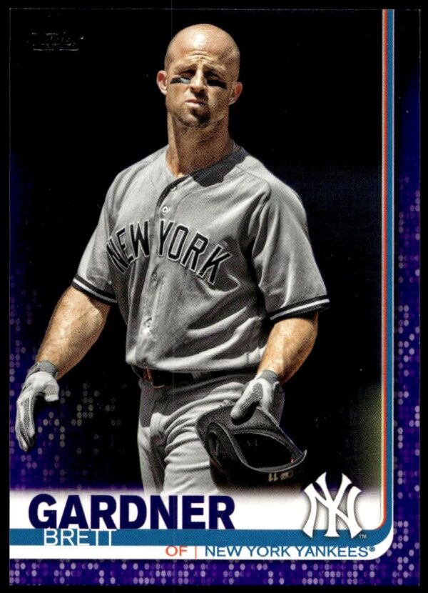 2019 Topps Series 2 Brett Gardner Purple #513 (Front)