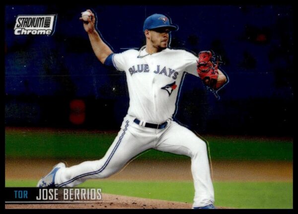 2021 Topps Stadium Club Chrome Jose Berrios #244 (Front)