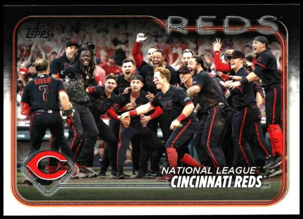 2024 Topps Series 1 Cincinnati Reds #238 (Front)