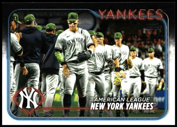 2024 Topps Series 1 New York Yankees #301 (Front)