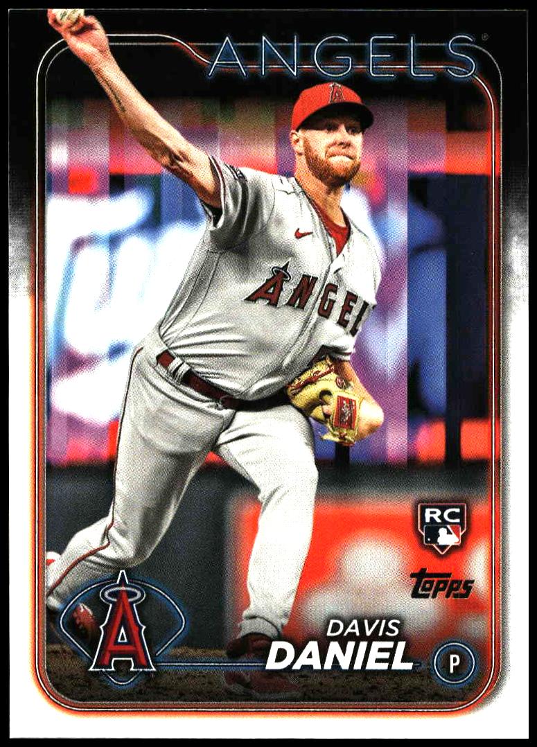 2024 Topps Series 2 Davis Daniel #592 (Front)